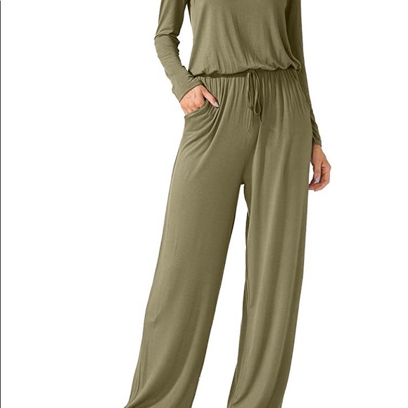 Pants - Army Green long-sleeve loose fit jumpsuit/romper